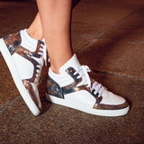 Baskets montantes Maria cuir blanc et python bleu métallisé