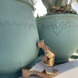 Sabot Mériam en cuir doré